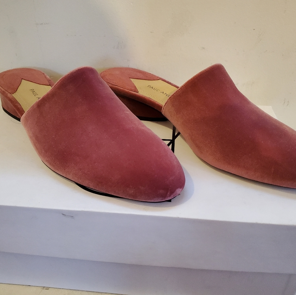 NEW Paul Andrew velvet rose slides